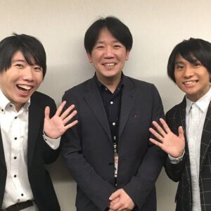 Yoshiaki Yamamoto Instagram - 昨日（日付変わってもう一昨日ですが）は、『Qさま‼︎』に出演しておりました。#こうちゃん と一緒に！
苦手な日本史のジャンルでしたが、精一杯対策していきました！対策してなかったら「五大老」答えられてません😭 めちゃめちゃ武将の名前覚えていったのはあまり役立たなかったですが、人生的にかなりプラスになりました！ありがとう『Qさま‼︎』！
あと、実は「敵に塩を送る」と「小田原評定」は、出るの的中させてました。ちょっと自慢です。
こうちゃんは中々ふるわず、かなり落ち込んでいたけど、個人的には大将としてかなり頼りになりました。プレッシャーも半端なかっただろうな……
宇治原さんにリベンジする日を待ちわびて、QuizKnockみんなで勉強していきます！また出演させてください！！ #臥薪嘗胆 #qさま‼︎ #quizknock