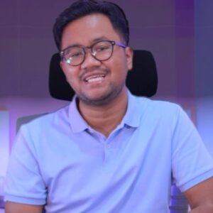 Yudha Keling Instagram - jadi "investasi dulu" atau "punya banyak duit dulu" itu bukan pertanyaan duluan ayam apa telur yang gak jelas jawabannya, kalo ini jelas investasi dulu.

Karna investasi sekarang gak perlu dengan modal yang besar, di Welma myBCA @goodlifebca bisa investasi Reksa Dana mulai dari Rp10 ribu.

Download myBCA dan investasi sekarang juga! Karna banyak promo untuk investor baru! Selengkapnya cek bca.id/welmayudha