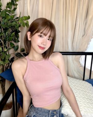 Yui Arata Instagram - 今日もファンクラブの投稿更新しました🦄

オンラインミーティング楽しみ！

#新唯 #ショートヘア #ショートボブ #スタバ 
#レースクイーン #ラウンドガール #リングガール 
#작은얼굴쇼트 #그라비어
#画报 #短发 #请帮我找到它