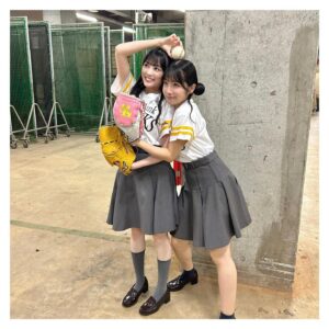 Yuina Instagram - ゆいなこ祭🩷💜
楽しかった福岡の思い出を(੭ˊ꒳​ˋ)੭—♡ﾃｨｯ

#福岡 #lovelive #Liella #sbhawks #ゆいなこ
#福岡グルメ #fukuoka #野球 #paypayドーム