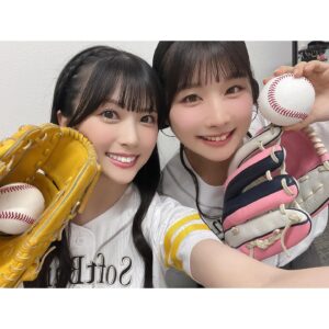 Yuina Instagram - ゆいなこ祭🩷💜
楽しかった福岡の思い出を(੭ˊ꒳​ˋ)੭—♡ﾃｨｯ

#福岡 #lovelive #Liella #sbhawks #ゆいなこ
#福岡グルメ #fukuoka #野球 #paypayドーム