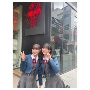 Yuina Instagram - * ੈ✩‧₊˚ おはようございます 🦋💜 

#lovelive #Liella #結ヶ丘 #結女 #制服 #3期生
#原宿 #竹下通り #harajuku #tokyo #school