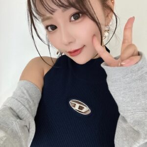 Yuka Iguchi Instagram - 🩶🩶🩶
グレパラジオイベント
ありがとうございました！
是非アーカイブでもおたのしみください♡
もっとイベントあいにきてほしいな〜〜〜🥰

hair and make @it1031777 👨🏻‍🎨💞
👗 @diesel #diesel
👡 @prada #prada
💍 @dior #dior @zara #zara

グレーのパーカーは #グレパラジオ さんのグッズ🩶