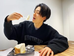Yuki Inoue Instagram - ・
本日26歳になりました
感謝を忘れず全力で楽しんで
全力で奮闘する1年にしたいと思います

いつもありがとうございます