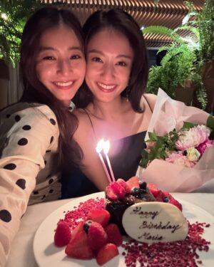 Yuko Araki Instagram - 28日はまりあ29歳のお誕生日♡
今年は誰よりも早くお祝いさせていただきました☺️🤭❤️
素敵な実りある1年になりますように♡

らぶーーー☺️❤️🤭