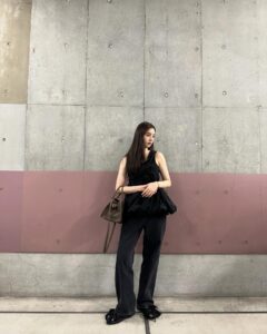 Actress Yuko Araki HD Instagram Photos and Wallpapers August 2024
