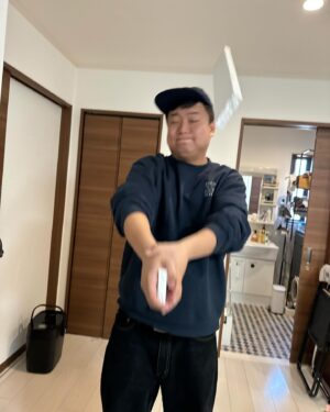 Yumemaru Instagram - 実は1月末から2月頭まで入院しておりました🙇
サブチャンネルの体調不良はそれです。詳しいことは何かしらで話すと思うのでそれ聞いてください笑

先週に退院して、今は家で安静に過ごしてます。来週からバリバリに動いて行くでよろしくお願いします🔥🔥

#入院はもう嫌だ