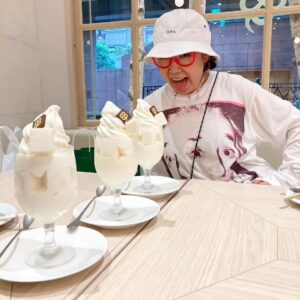Yumi Matsutoya Instagram - 来た！これ！！
来た！ここ！！