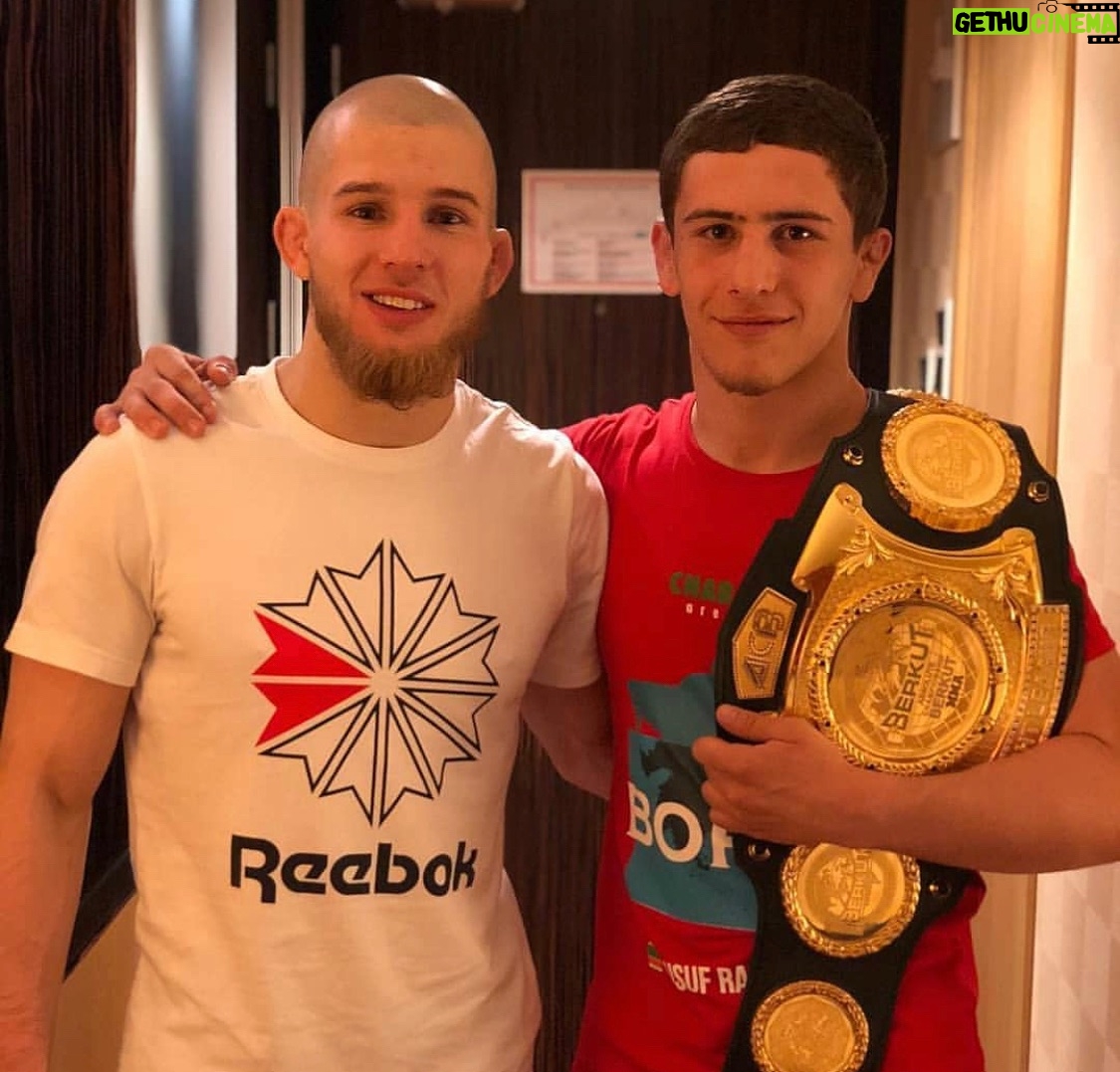 Yusuf Raisov - 36.1K Likes - #2018 Ты мне тоже медаль дай подержать.))
#OlimpicCHAMPION
