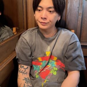 Yuuri Instagram - 馬刺し
ライブ前
ライブ後
ぼーっとしてる

この4枚でお届けします🤘

熊本さいこう！