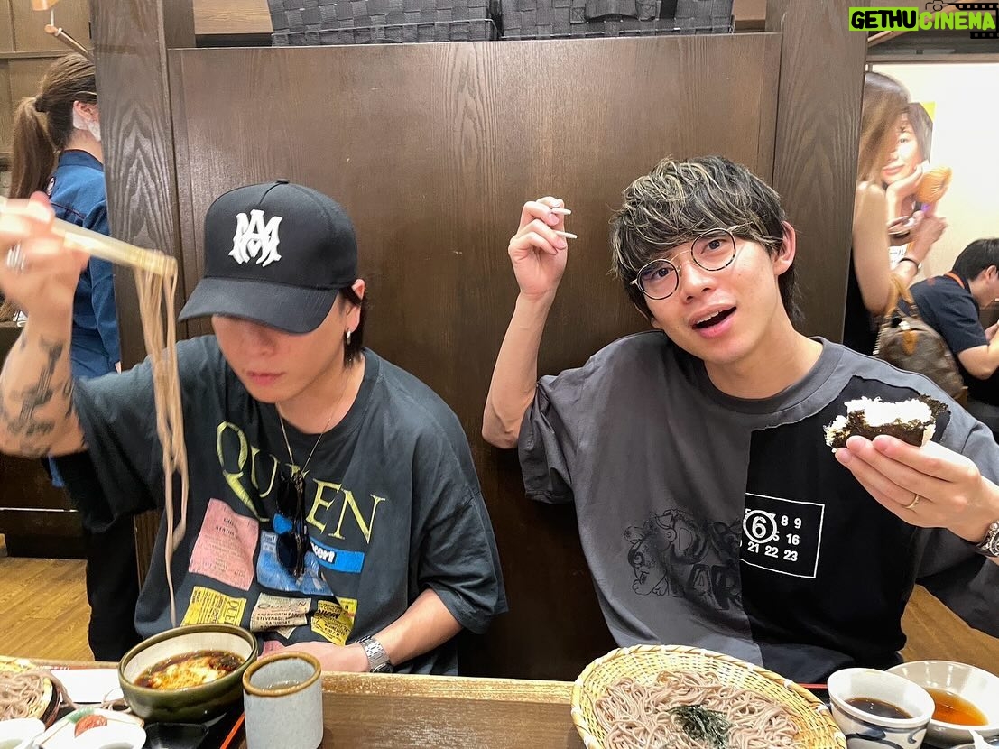 Yuuri - 49.9K Likes - そばを食べたよ。
そばにいるよ。
つまんなすぎる。
0点