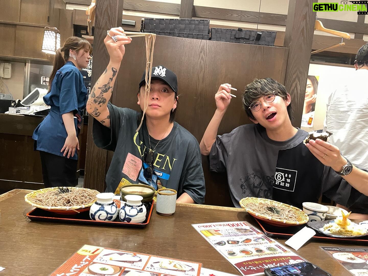 Yuuri - 49.9K Likes - そばを食べたよ。
そばにいるよ。
つまんなすぎる。
0点