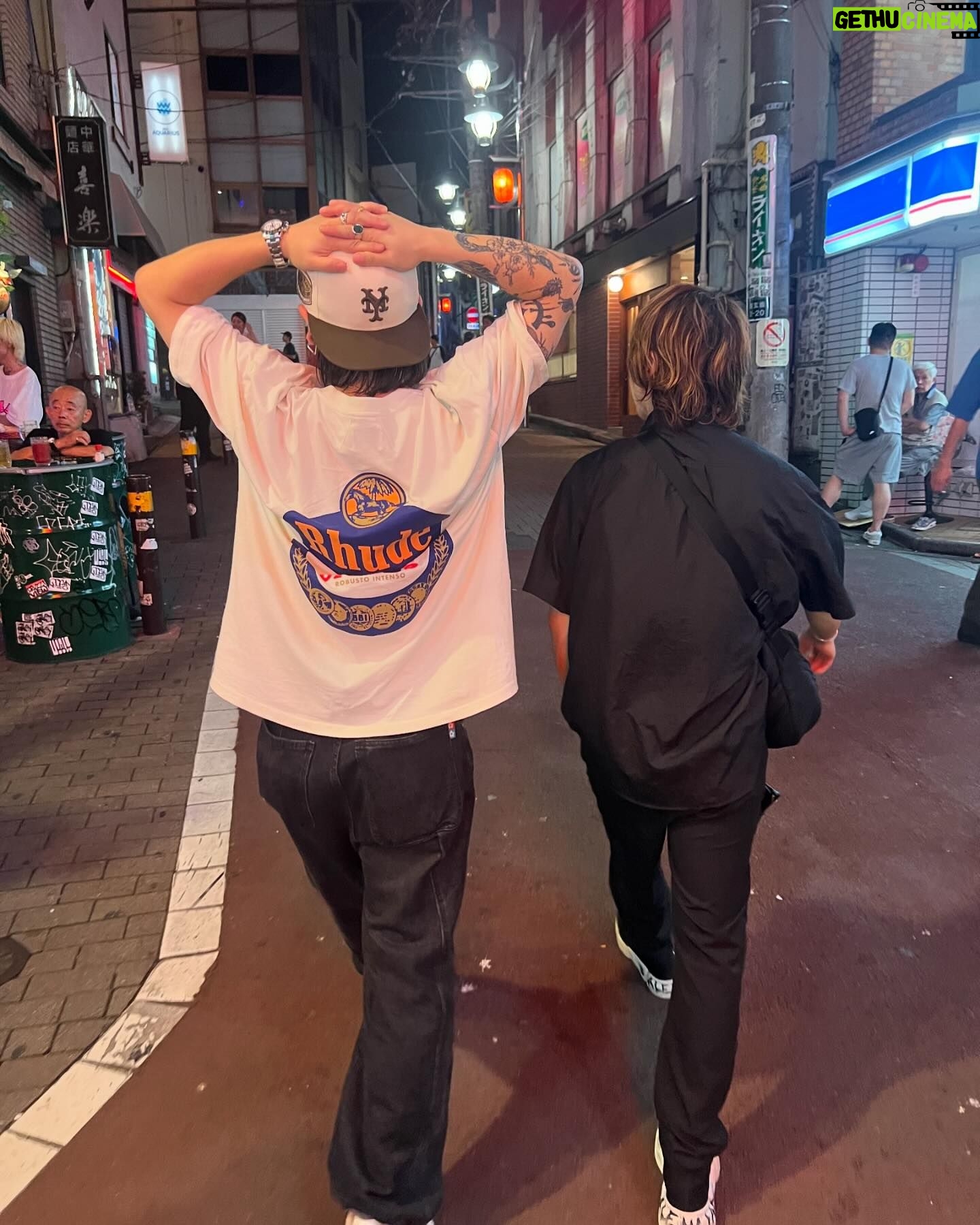 Yuuri - 40.7K Likes - 韓国公演発表したから韓国料理食べてきた。