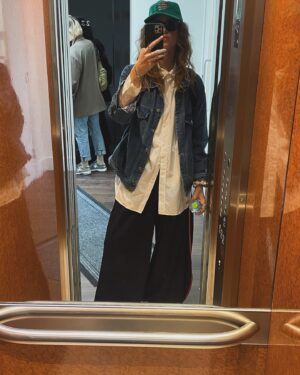 Yuval Scharf Instagram - 🪞🪄
