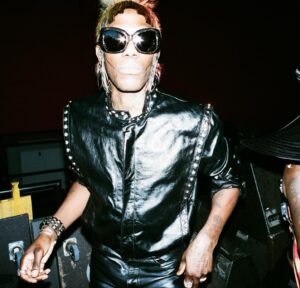 Yves Tumor Instagram - Camera: @myleshendrik 
Face: @kalikennedy 
Hair: @fitchlunarhair 
Wardrobe: @hedislimane @nickroyal @perirosenzweig
