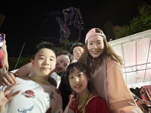 Yvonne Lim Instagram - Well we couldn't attend NDP this year but we still managed to attend South West District NDP@Heartlands family friendly activities 🇸🇬🥰
.
Carrying our NDP packs, my heart swells with gratitude as we combed through the crowd, greeted with warm welcomes from fellow Singaporeans and met our amiable @lowyenling.sg 😍
.
The amazing static displays of SAF, SPF and SCDF vehicles were what got #happyAJ really excited. Much credit to all SAF, SPF, SCDF personnel and volunteers at the event, 辛苦了！🫶🏻
.
Of course the night ended with spectacular drones display and fireworks! 🎆 
.
I am so proud to call this country my home. Here's to celebrating our unique culture, history, and unity that makes our nation so special. I love my country, today and every day!🇸🇬❤️
.
#ndpatheartlands 
#southwestdistrict
#HeartsToGather
#happy59thbirthdaySingapore
#TogetherAsOneUnitedPeople
#SG59
#proudtobeSingaporeans
#lovemycountry🇸🇬
#dutifulgodparents😜
#myjoyandhappiness
#mysunshine
#happymummy 
#happyAlexa 
#wearetiens
#国庆日
#田家趴趴走
#田家过国庆
#新加坡女婿
#平安
#健康
#感恩
@ourbukitgombak