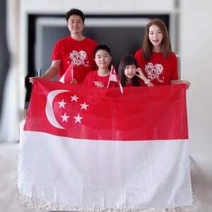 Yvonne Lim Instagram - Have been engaged with traveling and activities lately...must say i'm a bit burned out...😅 
Nonetheless my family and i will always have the national spirit and energy for new National Day outfits to celebrate our country's 59th birthday 🇸🇬🥳
.
国庆期间，从小看到到处都是红白星月旗，家家户户都张挂着国旗，就希望自己一天可以做到..😍
国旗我们一家准备好了..期待那么一天！🇸🇬 
.
Happy 59th birthday Singapore!! 
㊗️我国，国泰民安，风调雨顺，人民安康，生日快乐！🥳🇸🇬
I love Singapore!! ❤️❤️❤️❤️❤️❤️❤️
.
#happy59thbirthdaySingapore
#TogetherAsOneUnitedPeople
#SGYesWeCan
#SG59
#proudtobesingaporeans 
#myjoyandhappiness
#mysunshine
#happymummy 
#happyAJ
#happyAlexa
#wearetiens
#国庆日
#田家趴趴走 
#田田过国庆
#新加坡女婿
#平安
#健康
#感恩