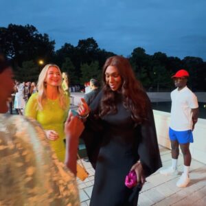Yvonne Orji Instagram - Paris: Part Un.
Too busy livin in the beautiful moments to post in real time, but just taking a sec to reflect on my travels over the last month and half— London (Wimbledon), Mykonos, Santorini, Barcelona and Paris (Lisbon we will meet another time)— truly GRATEFUL for the life I’m blessed to live!
•
This was the first of two trips to pareee- 
thank you to @pharrell, #AnnaWintour, and @louisvuitton for the invite to the Prelude to the Olympics event. A time was indeed had.