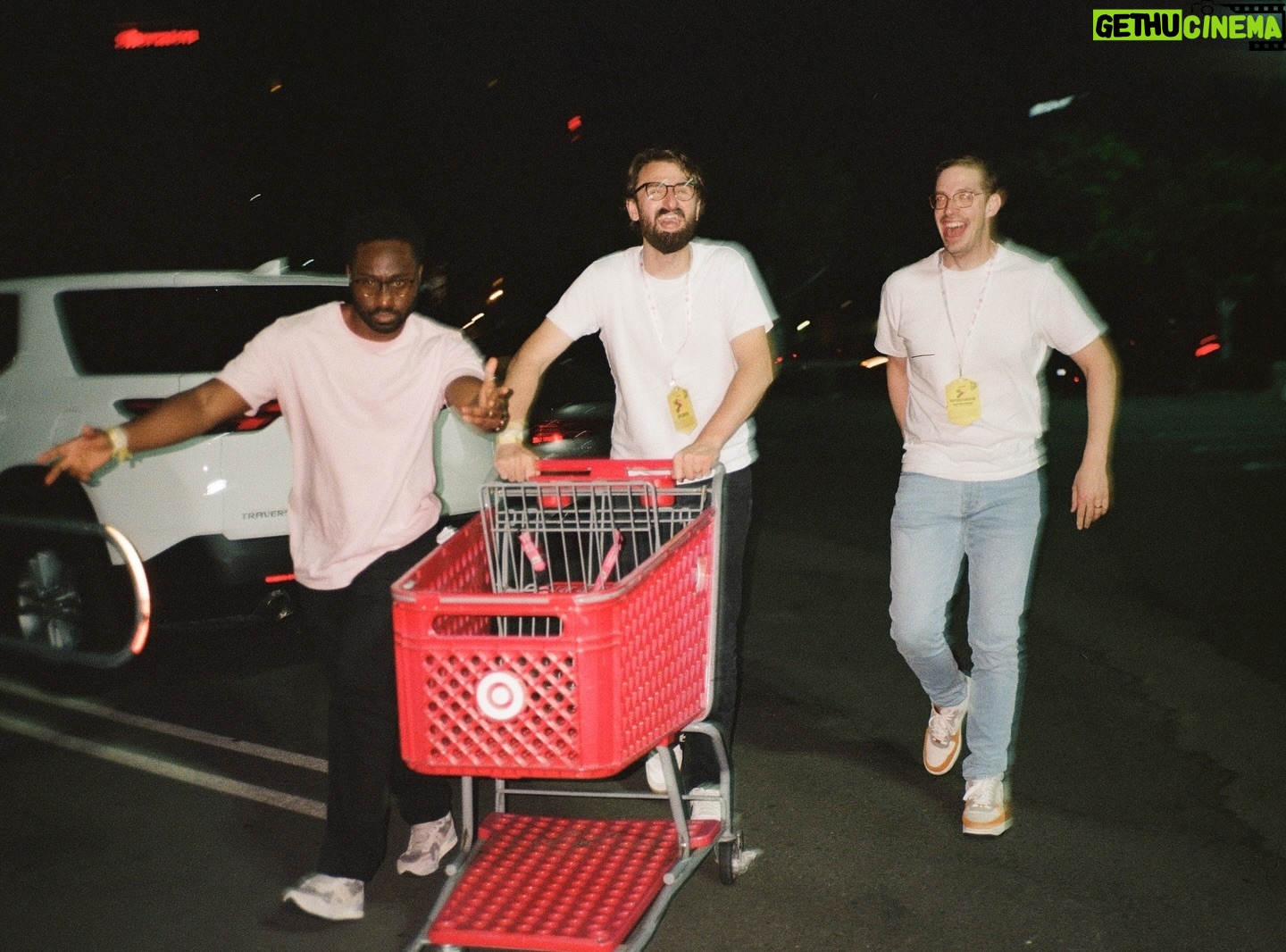 Zach Kornfeld - 67.3K Likes - 🍏🐬🛒
(i’m so sorry kwesi that’s how the photo developed, you deserve better)