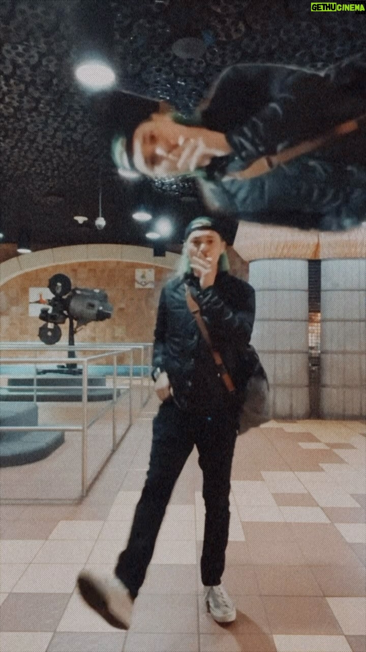 Zach Villa - 731 Likes - It’s giving Silent Bob 🧢🕺 #mgk #jayandsilentbob #whyishenottexting
#fyp #dance #mainstreamsellout #blackbear #comedy