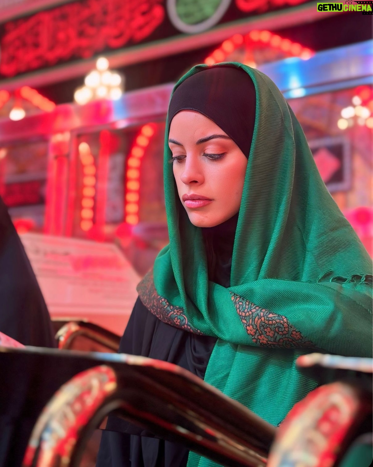 Zahra Habib - 183.2K Likes - احلى شي بكربلاء من نكعد نقرأ قرآن ونسمع صوت الناس
غريب من يكون المكان بيه كلش هوايه ناس وبنفس الوقت كلش هادئ