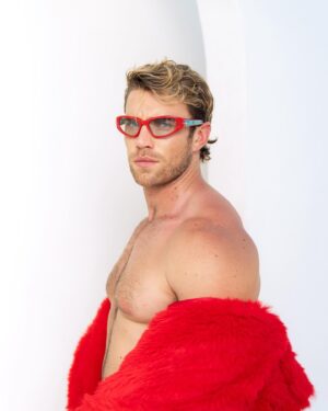 Zane Phillips Instagram - ⚫️🔵🟣🔴🟡⚪️

for @themenstylebr 
photos @shotbylester 
styling @misterbaks 
grooming @thisisbabe