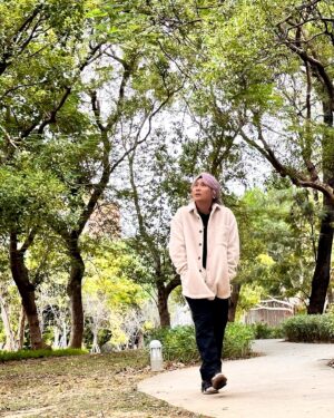 Zax Wang Instagram - 天氣冷了，飢餓制服可以換季了嗎！