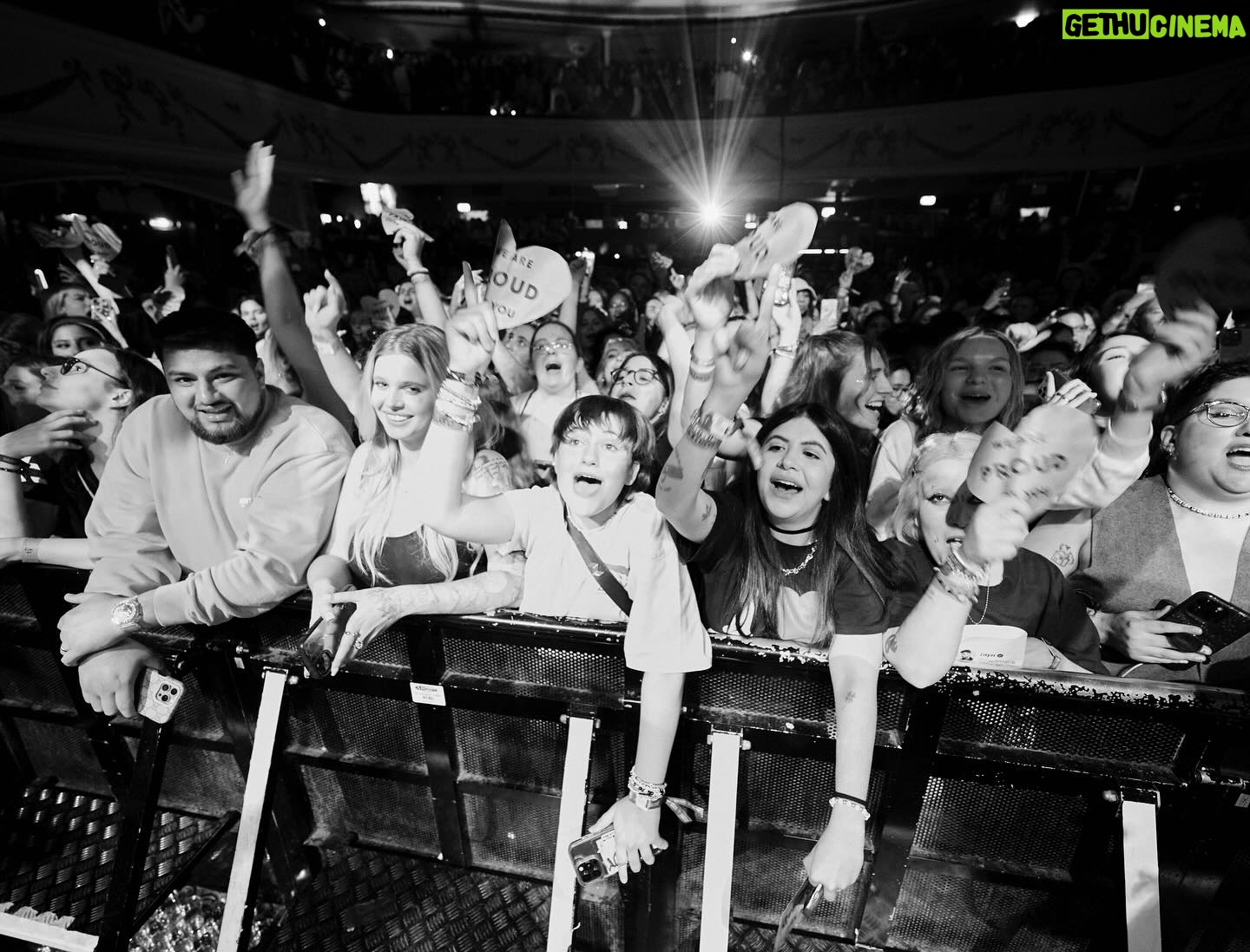 Zayn Malik - 1.6 Million Likes - Been 8 days since I performed at London’s O2 SBE… my first gig in over 8 years. The amount of outpouring love and support I felt has left me speechless. All I can say is thank you and I can’t wait to see you all again. Forever grateful to each and every one of you who have supported me throughout the years and made this possible. See you all again soon xx Z