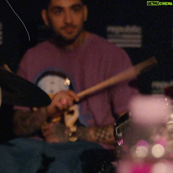 Zayn Malik - 1.9 Million Likes -