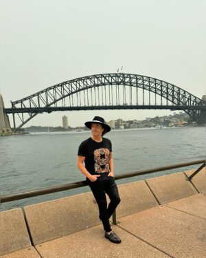 Zé Amaro Instagram - Obrigado Comunidade Portuguesa na Austrália, que honra, que privilégio, vocês são incríveis, estão no meu coração…
Até sempre ❤️‍🔥
.
.
Próximos shows🤠⤵️

22 DEZ - Ev CORPORATIVO

29 DEZ - Ev CORPORATIVO

31 DEZ - Narcisu’s Eventos ❗️ESGOTADO❗️ 

31 DEZ - ❗️AO VIVO EM FAFE❗️

16 MAR - COLISEU LISBOA 
https://coliseulisboa.bol.pt/Comprar/Bilhetes/130335-

#tour15anos #zéamaro #australia #portuguesespelomundo #zeamarotour #zeamaro #meucoracaodecowboyapaixonado #casinha #casinhabranca #cowboy #festadecowboy #aluatueeu #cowboyappaixonado #aminhaestrada
#emirates #airbusa380 #australia #porto #lisboa #dubai #sydney #wollongong #perth #melbourne