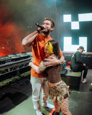 Zedd Instagram - Finally got to perform “Out of Time” with @beamiller last night at @beyondwlandpnw !! 🥲

📸: @ai.visuals