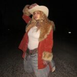 Zhavia