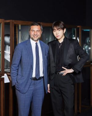 Zico Instagram - #광고 #Damiani #Damiani100Years #Damiani100X100Italiani #다미아니
@damianiofficial
