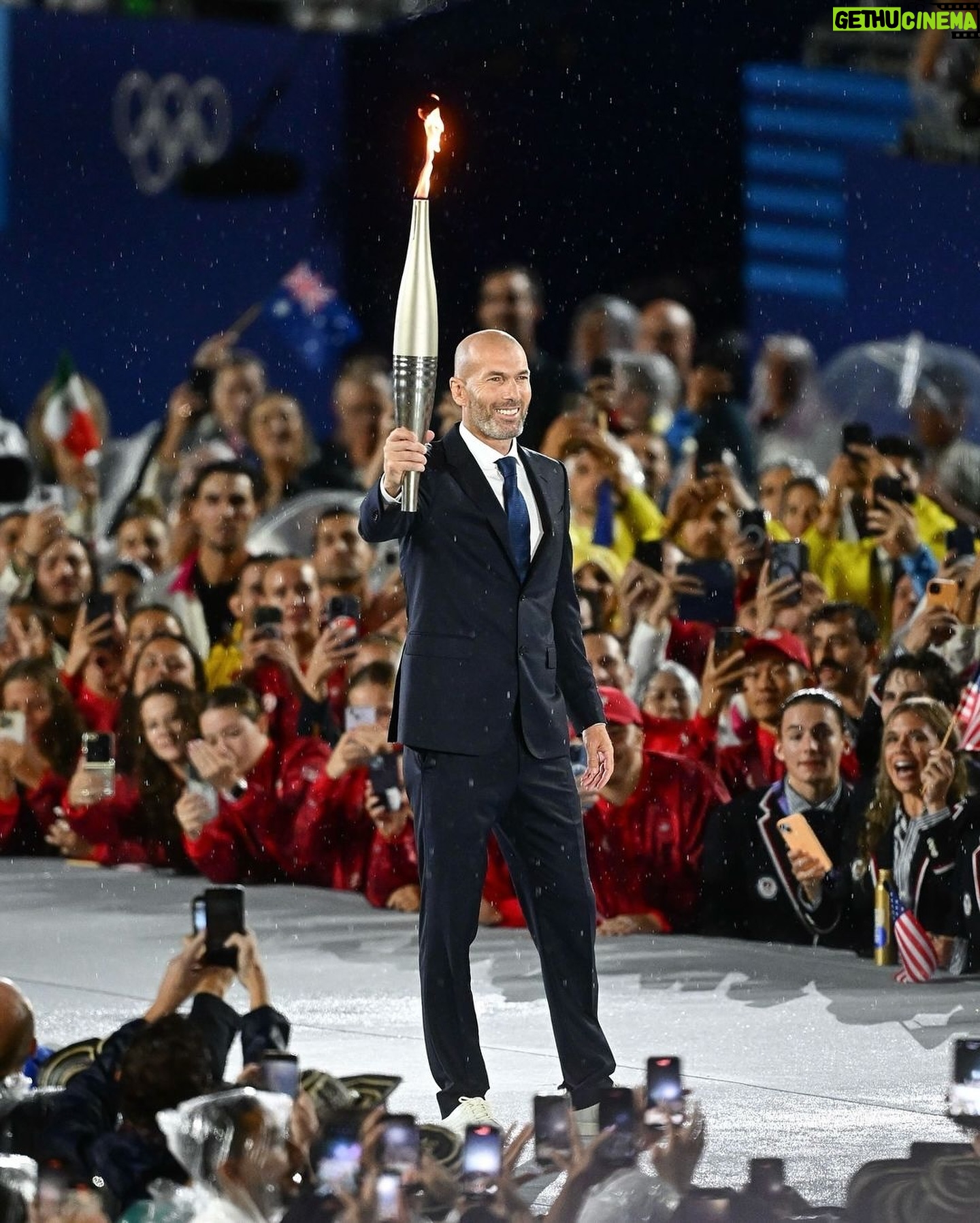 Zinédine Zidane - 1.4 Million Likes - Moment magique et inoubliable ✨
Merci ! 🇫🇷
#Paris2024 #tonyestanguet