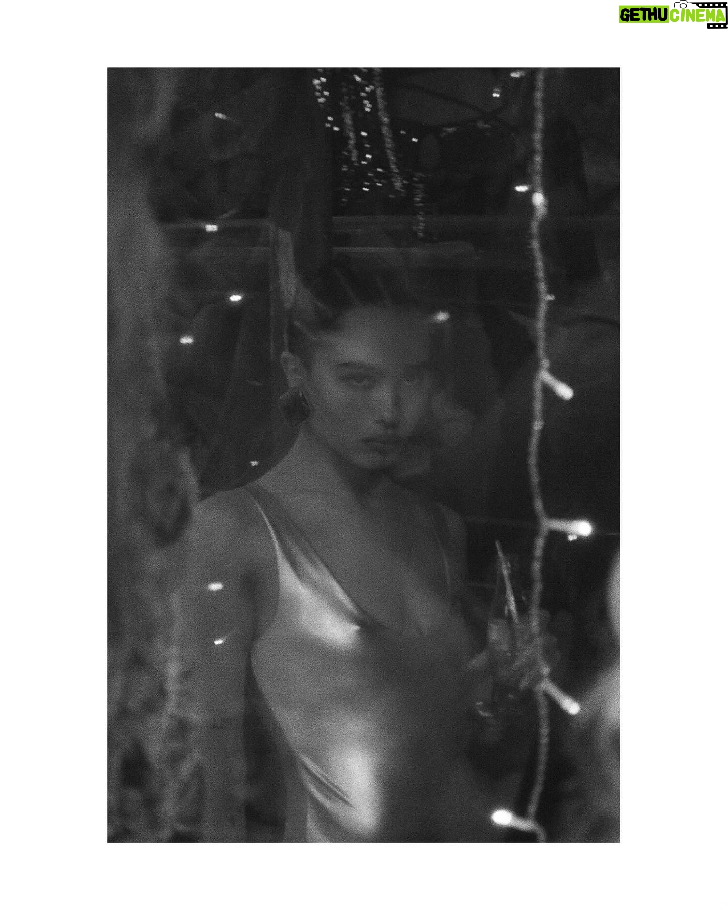 Zoë Kravitz - 553.3K Likes - Saint Laurent by Anthony Vaccarello