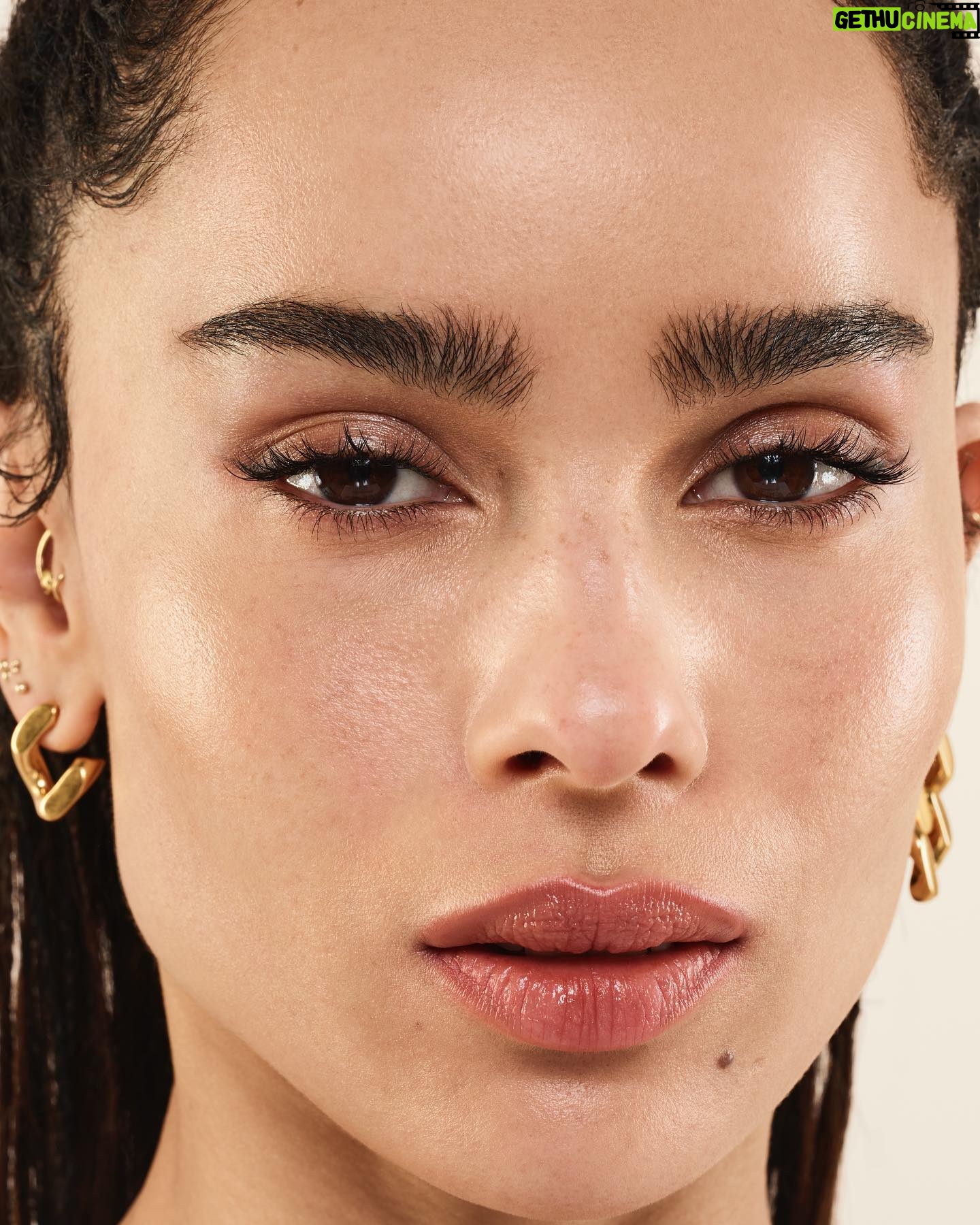 Zoë Kravitz - 325.9K Likes - gimme that touche éclat @yslbeauty