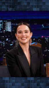 Actress Zoey Deutch HD Instagram Photos and Wallpapers August 2024
