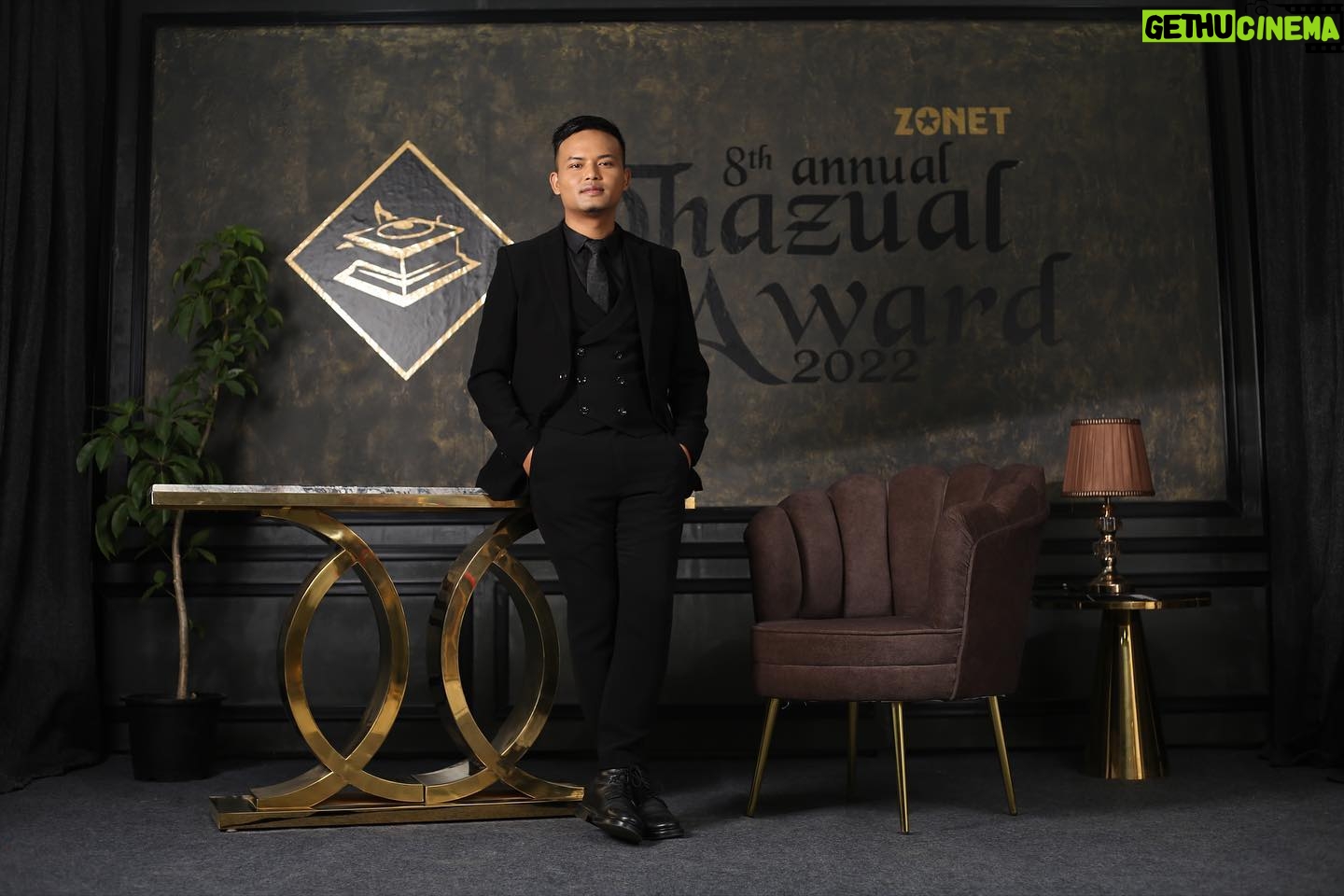 Zorema Khiangte - 13.1K Likes - 8th Annual Thazual Award 2022
Wardrobe : @teremiralte_tr
Photography : @jeremy.hauhnar
Set designer: @rinenga044
Set Props: @js_home_interiors