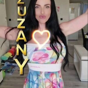 Zuzana Žilinčíková Instagram - Všetko najlepšie k meninám Zuzanky!!🩷
Vážme si toho čo v živote máme, ale  chcieť od života ešte  viac nie je hriech!!!