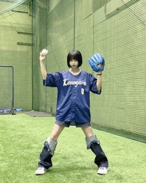 ano Instagram - 横浜スタジアムにて アマノナイター
始球式で投げさせていただきました。ノーバンってやつでギリいけました⚾️