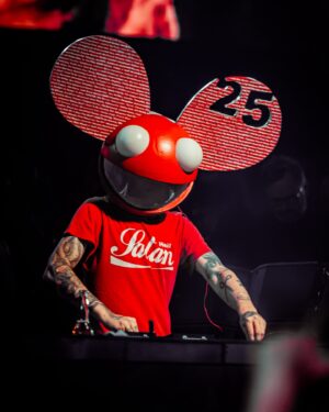 deadmau5 Instagram - thx mallorca :D

photos @leahsems