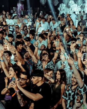 deadmau5 Instagram - thx mallorca :D

photos @leahsems