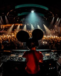 Actor deadmau5 HD Instagram Photos and Wallpapers August 2024