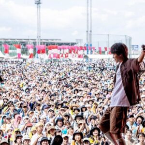 imase Instagram - ロッキンありがとうございました！
去年の初フェスから成長見せれたかな〜？
後ろの方まで沢山ありがとう〜！！めちゃくちゃ楽しかったです！！🔥また来年出れるように頑張るぜ！💪
最初帽子被ってたけど風で飛んでっちゃったw

Photo by @vizkage 

#RIJF2024 #蘇我 #ロッキン