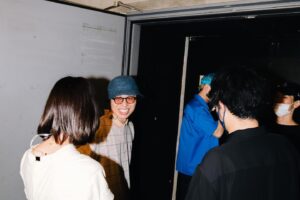 kojikoji Instagram - .
6/16 Ebis Liquidroom
phont by @______t_t_______ 
#team_broth_works

良い写真たくさん〜〜
ともきくんありがとう！！
照明がこんなに素敵だったのを写真を見て知りました…🍑

始まる前のステージ裏で事務所のみんなで円陣を組んだ時の掛け声はうまい◯◯◯ぞーー！でした、☺️笑