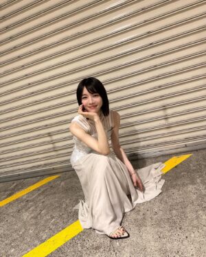 milet Instagram - 『THE MUSIC DAY 2024』
「hanataba」を歌わせていただきました。
優しくも脆くもあるこの曲は、いつも私を守ってくれる気がして大好きです。
観てくれてありがとう💐
ニューヘアもよろしくね。
まだまだ続く生放送、最後までお楽しみください！
#THEMUSICDAY  @musicday_official 
#milet_hanataba
#milet
