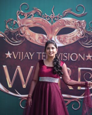 sathya sai krishnan Instagram - 🤍Happy to be a part of vijayawards✨

📸 @h_a_r_i_s_.c 

#vijayawards #vijaytelevision #pandianstores #ps2 #pandianstores2 #serial #vijaytvserial #awardsnight #enjoy #happy #insta #instagram #viral #trending #actress #actresslifestyle #actresslife🎥 #likes #hitlike