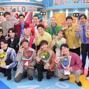shoji Instagram - THANK YOU ラヴィット！ @tbs_loveit ❤️
シーズンレギュラーで出させて頂き、本当に本当に幸せでした！

毎週暖かく迎えて頂き、ありがとうございました😭

最後にスタッフ・キャストの皆さんとのダンスショーを披露させて頂きましたー❤️‍🔥
番組も、現場も、もちろんシッキンの活動も、沢山のスタッフの皆さんと一緒に作っていて、だからこそ、時には裏方と呼ばれる人達にも光が当たってくれたらうれしいなと思っています！
笑顔で踊るみんなが最高にかっこ良くて感動しました🔥

7枚目はディレクターのアベさんと！
カメラには映ってないけど、ゼロから一緒にショーを作りあげてくれました！
紹介したいスタッフの方々が沢山いすぎる。。。
本当にありがとうございました🙏

まだ観てない方は是非TV erで🙋‍♂️

てかあれ？俺ラーメンとか食べてないぞ！笑

#stkgz #シッキン #シットキングス #shoji #持田将史
#ラヴィット　#大好きだー　#ラヴィット最高　#ラヴィットスタッフ最高
