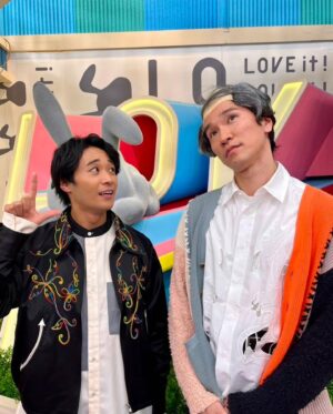 shoji Instagram - ラヴィット！ご覧いただきありがとうございました😂
舘様に変なカツラ渡してごめんなさい🤣
まだ観てないかたは是非TVerで🙋‍♂️
ダンス企画も発表になりましたー🔥
皆さんお楽しみにー👍👍👍👍

#stkgz #シッキン #シットキングス #shoji #持田将史
#ラヴィット