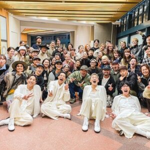 shoji Instagram - s**t kingzの日本武道館公演「THE s**t」

皆さんのお陰で、無事に終了しました🔥
会場を満杯にしてくれたみんなも、配信を見てくれたみんなも、大好きすぎてありがとうしか言えない🙏

日本武道館でダンサーとしてワンマンライブが出来たこと、本当に幸せでした🙏

最高のバンドメンバーも、最高のスタッフチームも、本当にありがとう❤️

@daichimiura824 
大知君の初武道館に一緒に立ったのが10年前。
そして今回、シッキンの初武道館に一緒に立ってくれてありがとう❤️‍🔥

これまで一緒に踊ってきたダンサーのみんなが観に来てくれて、喜んでくれたのも幸せでした❤️
会えなかったみんなもありがとう🙏

@kazukistkgz 
@oguristkgz 
@noppo_stkgz 
まだまだここから、もっと行こう👍

語り出すと止まらないので、今日は一旦ここまで。

本当にありがとうございました！

#stkgz #シッキン #シットキングス #shoji #持田将史
#シッキン武道館　#日本武道館　#ザシット　#ダンサー史上初
#今日見た景色は一生忘れない